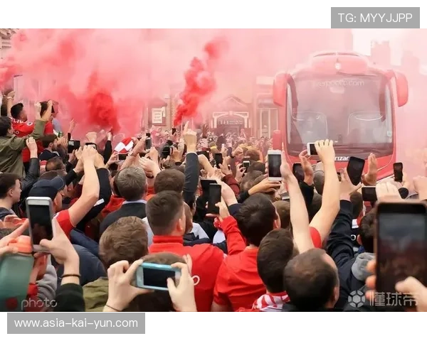 欧冠联赛阶段门票销售情况理想，球迷现场观赛热情高